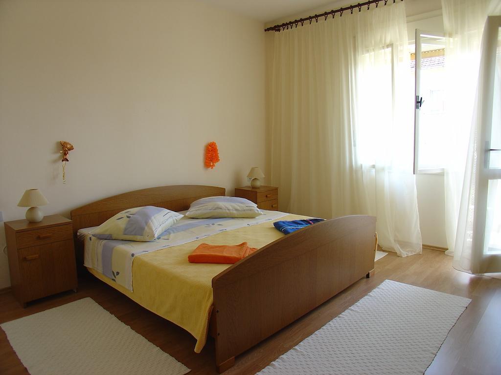 Apartment Tomy Трогир Номер фото