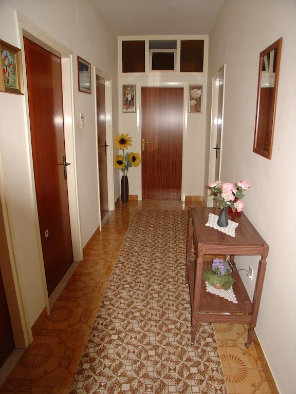 Apartment Tomy Трогир Экстерьер фото