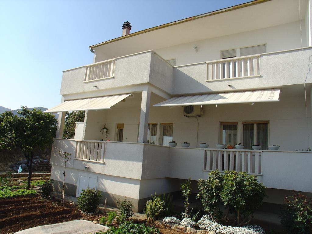 Apartment Tomy Трогир Экстерьер фото